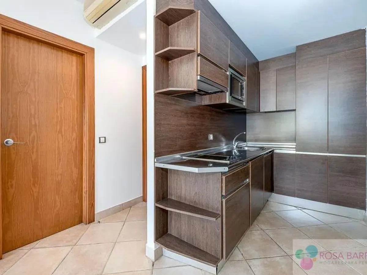 For sale of apartment in Benahavís, Bel Air
