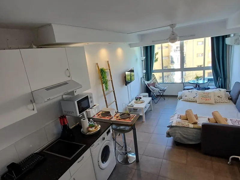 For sale of study in Estepona, La Resinera