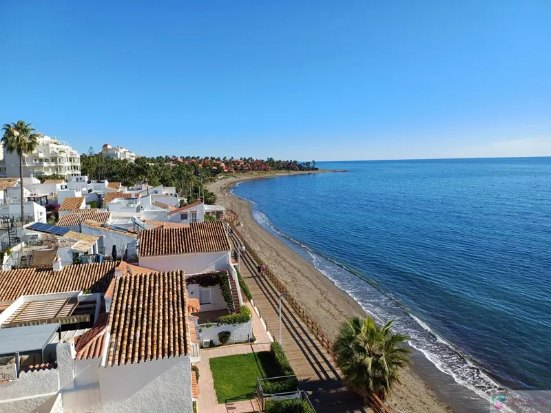 For sale of study in Estepona, La Resinera