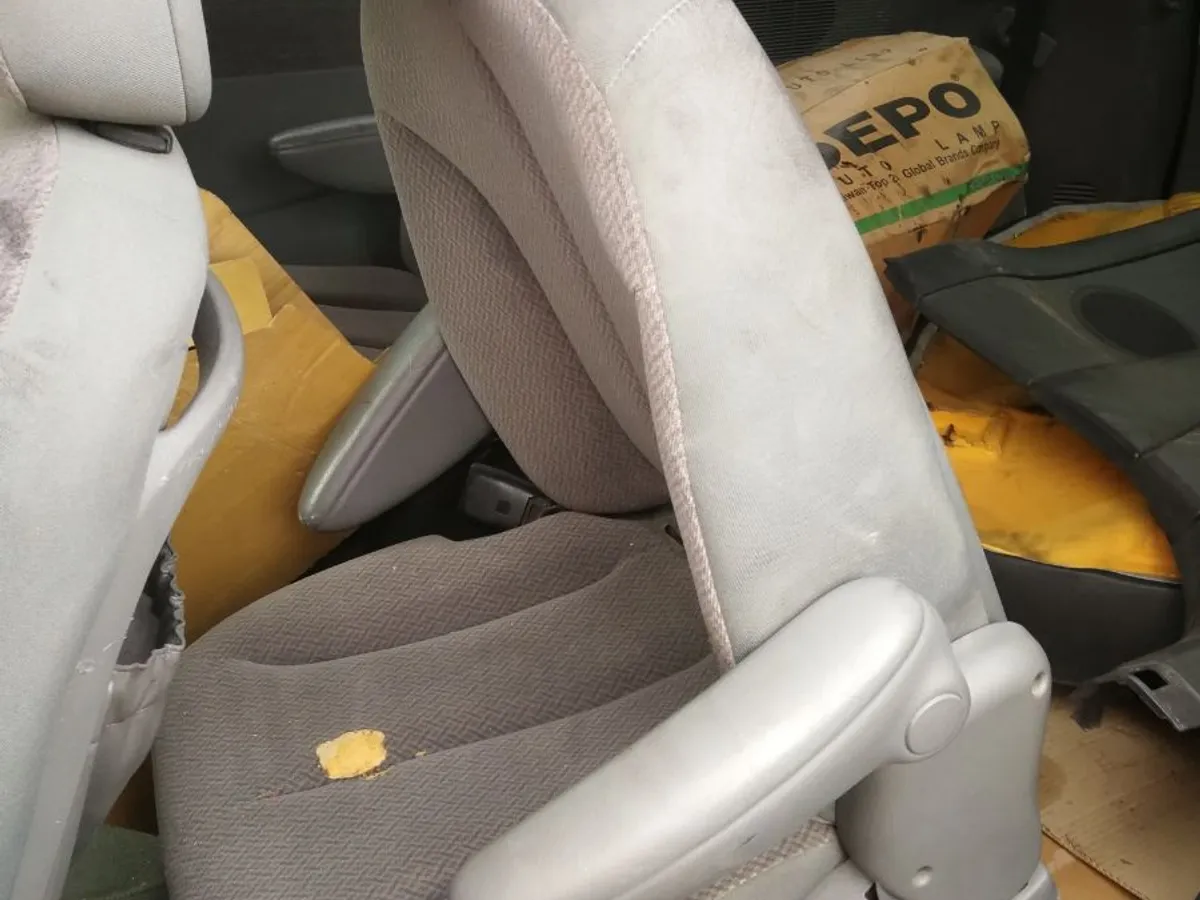 DESPIECE COMPLETO CHRYSLER VOYAGER 2.8CRD MERCEDES