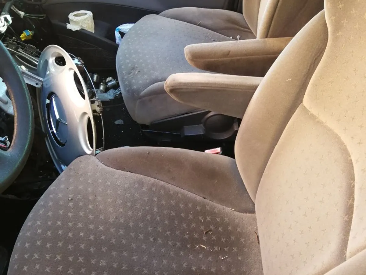 DESPIECE PEUGEOT 807 2.0HDI FAP 136cv.FAMILY 2.012