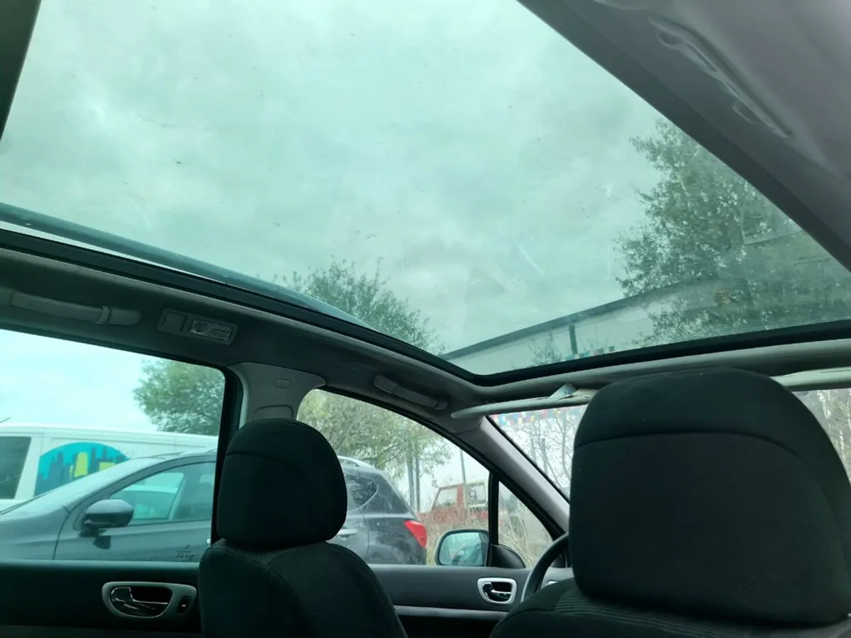 DESPIECE COMPLETO PEUGEOT 307 SW 2.0HDI 7plazas..