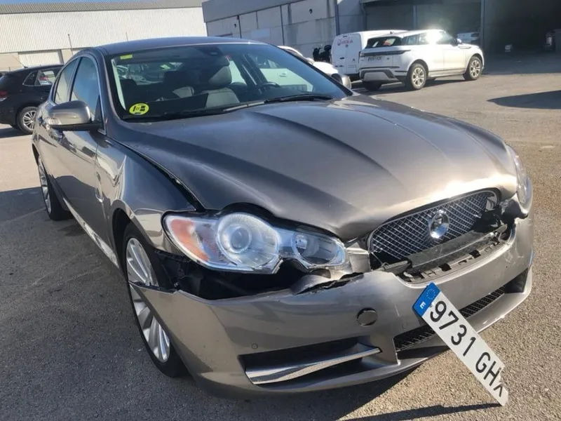 DESPIECE COMP. JAGUAR XF 2.7Tdv6 EXECUTIVE