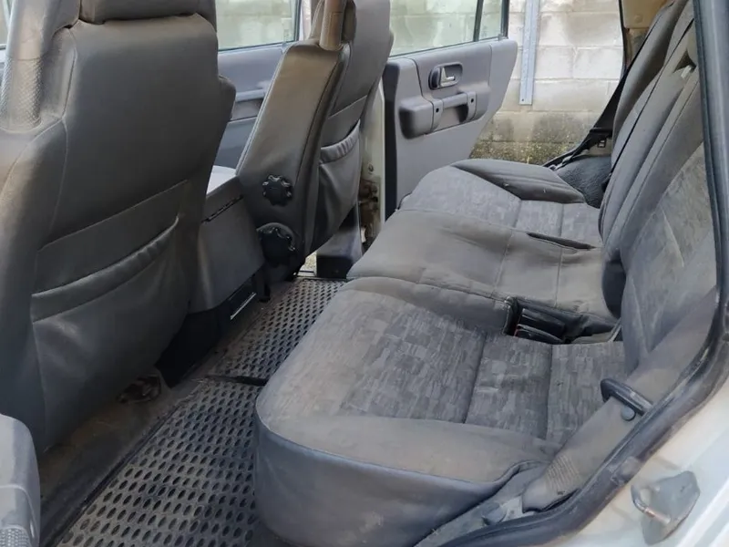 LAND ROVER DISCOVERY 2.5 Td5 Expedición