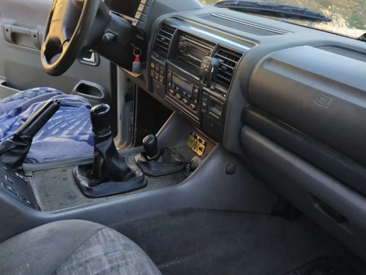 LAND ROVER DISCOVERY 2.5 Td5 Expedición