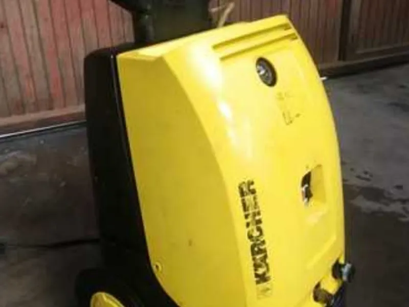 Hidrolimpiadora profesional KARCHER HD1090 TRIFASI