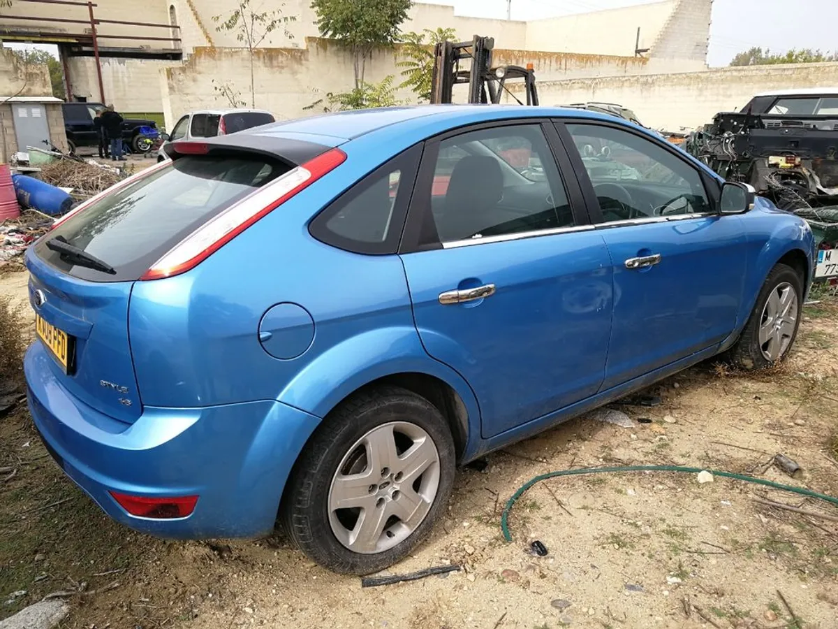DESPIECE COMPLETO FORD FOCUS MkII 1.6i 101cv.
