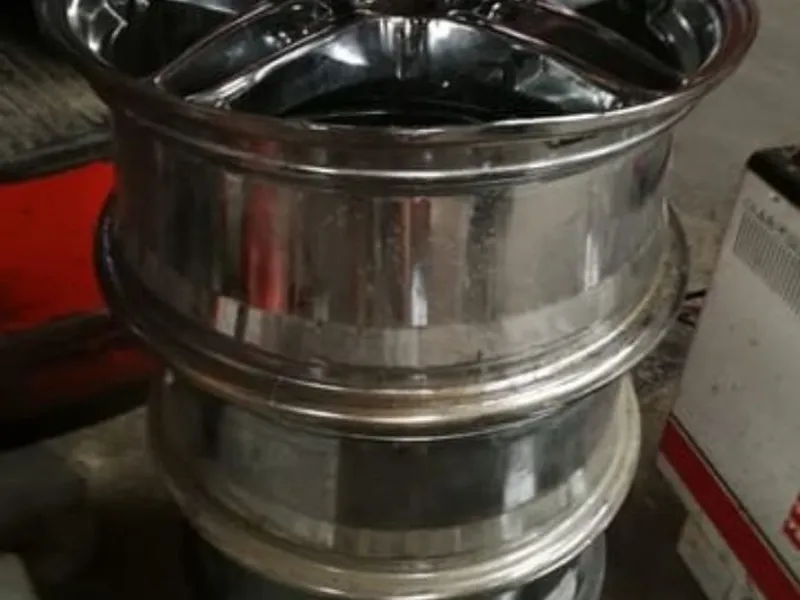 LLANTAS 17X7" CROMADAS AUDI. VW. SEAT. Validas VAG