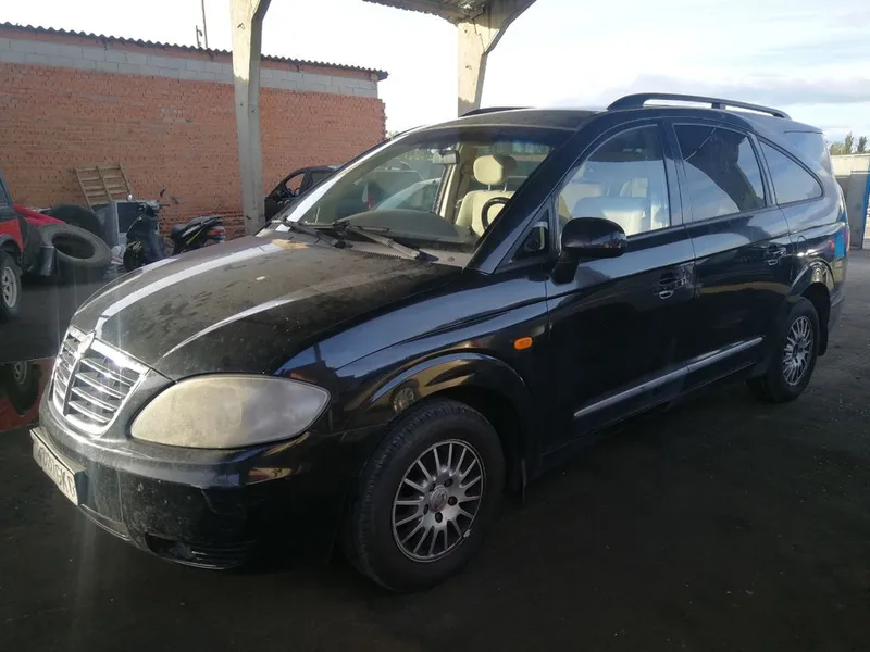 SSANGYONG RODIUS 2.7XDI 7plaxas FULL EQUIPE