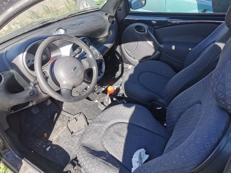 DESPIECE COMPLETO FORD Ka 1.3i Año 2.000