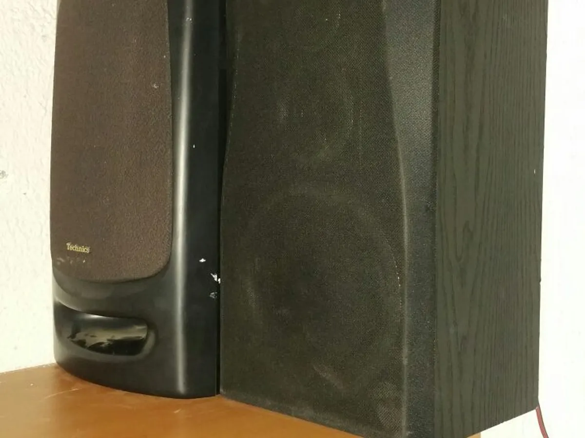 CADENA HIFI SONY Modelo nº HST-D105 con problema