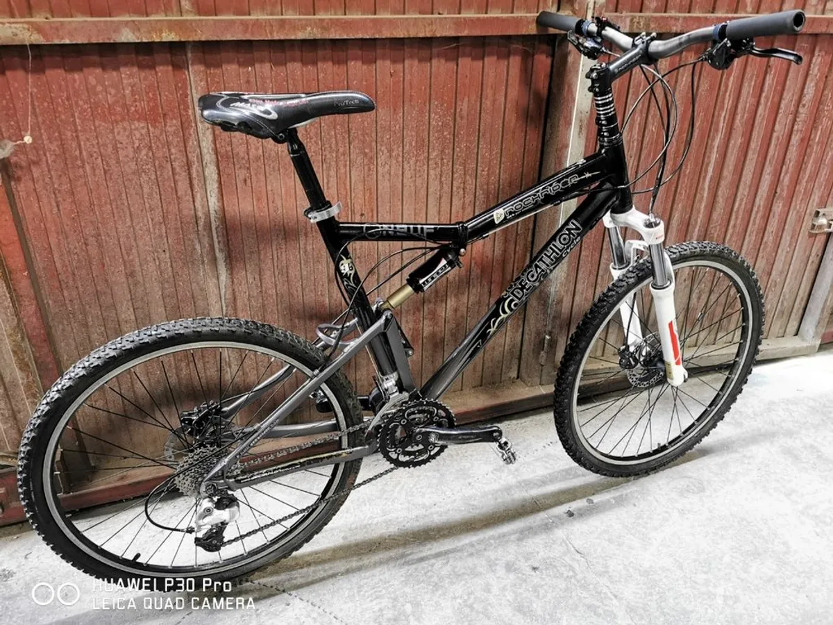 ROCKRIDER XL 9.2 de 26" DOBLE N.E.U.F MANITOU