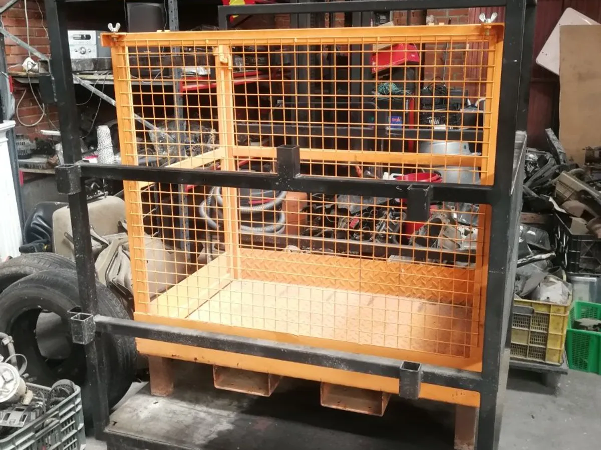 CESTA DE TRABAJO CON RUEDAS PARA  CARRETILLAS ELEV