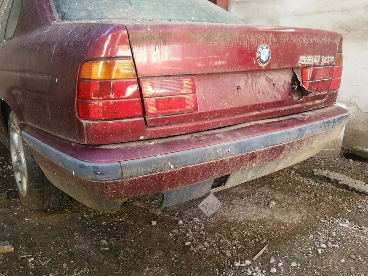 DESPIECE COMPLETO BMW E34 525Tds Berlina