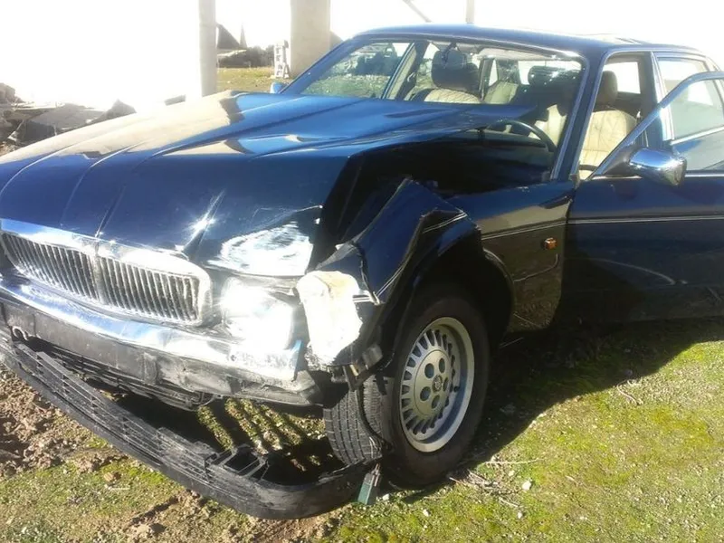 DESPIECE COMPLETO JAGUAR (XJ40) XJ6 4.0 SOVERING