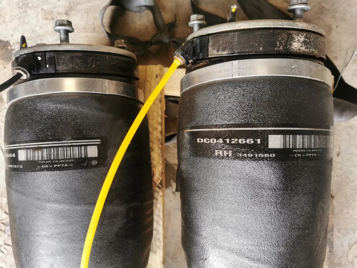 MUELLES NEUMATICOS Del. RANGE ROVER L322