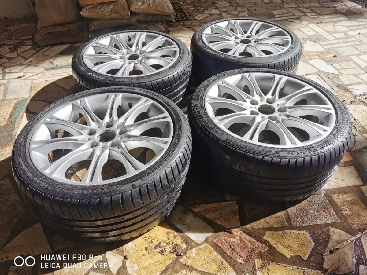 LLANTAS ORIGINALES BMW 18"STYLE 135 "M2" gomas 80%