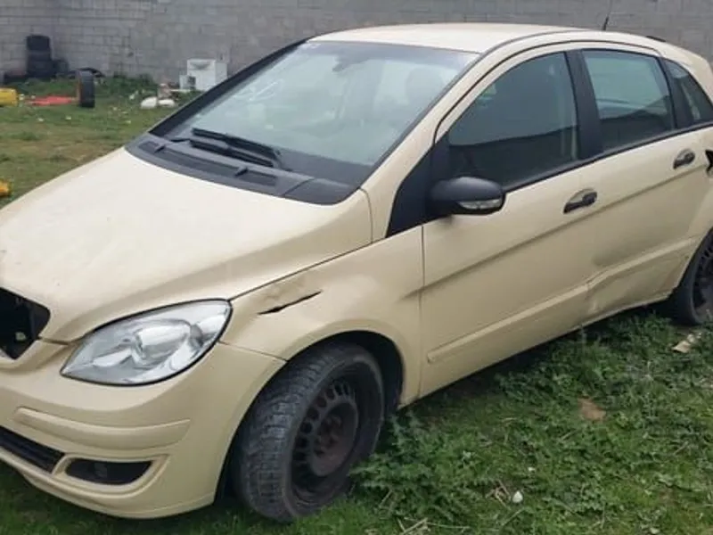 ASIENTOS PIEL MERCEDES W245 B180CDI IMPECABLES