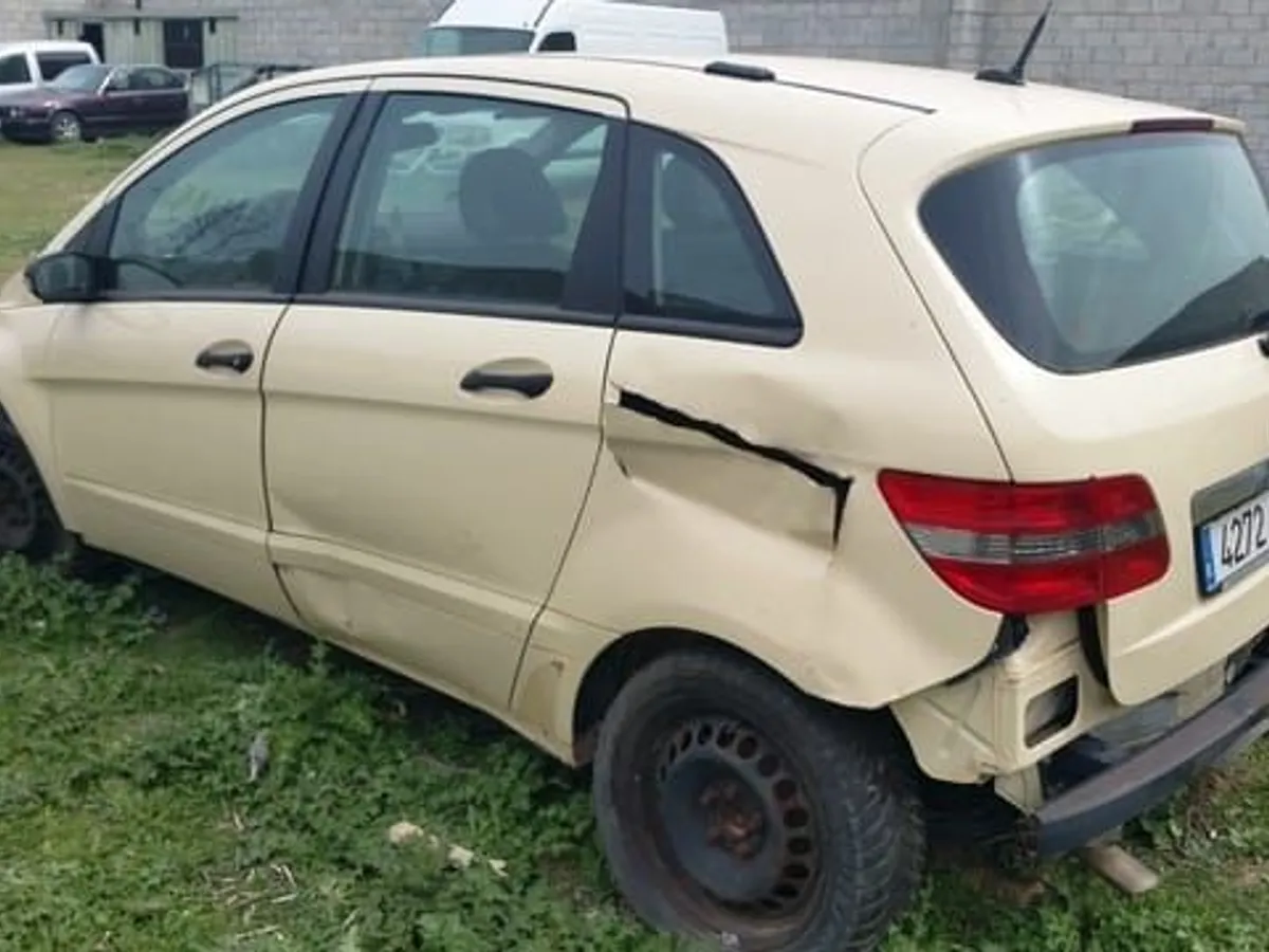 ASIENTOS PIEL MERCEDES W245 B180CDI IMPECABLES