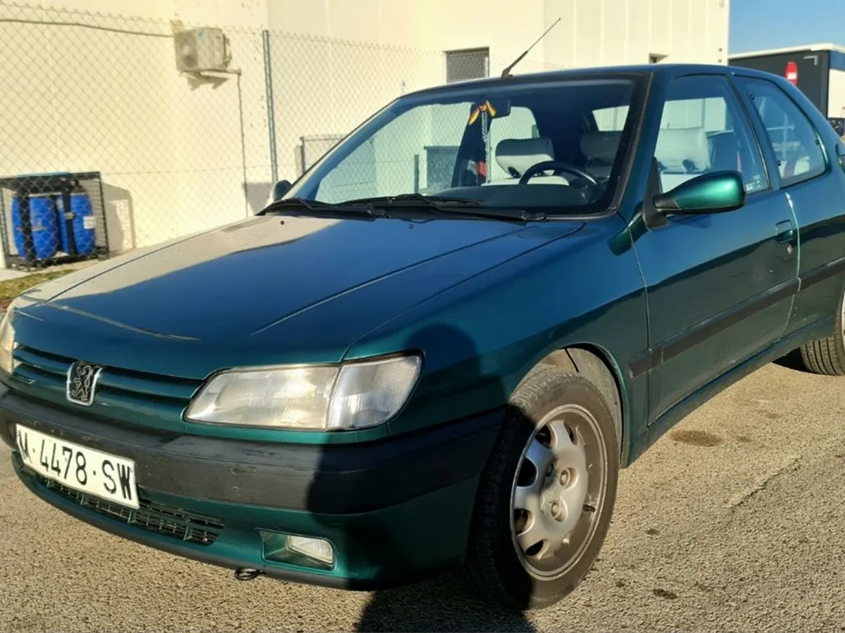 PEUGEOT 306 3p. 1.6i 90cv. ROLAND GARROS 79.000Km.