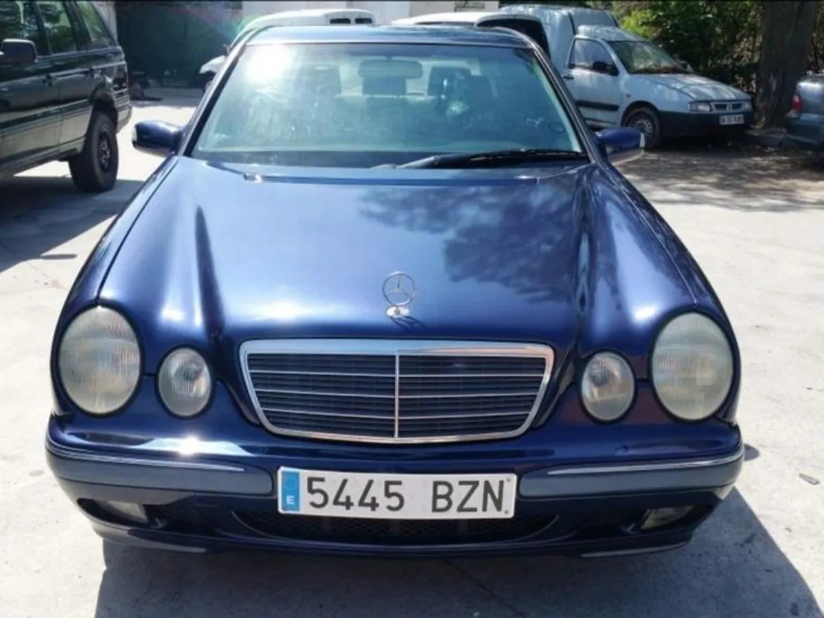 MERCEDES-BENZ - E200 W210 ELEGENCE MANUAL