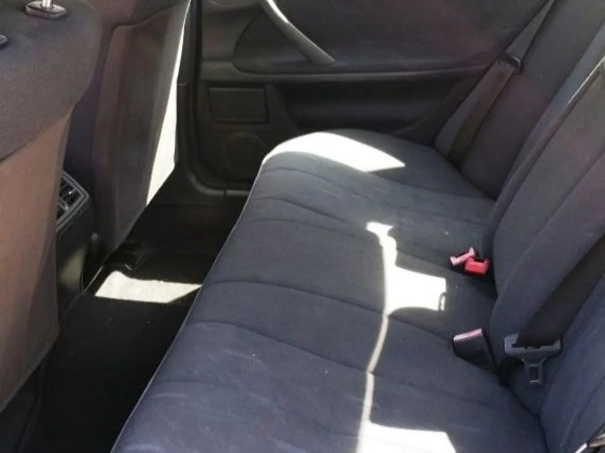 MERCEDES-BENZ - E200 W210 ELEGENCE MANUAL