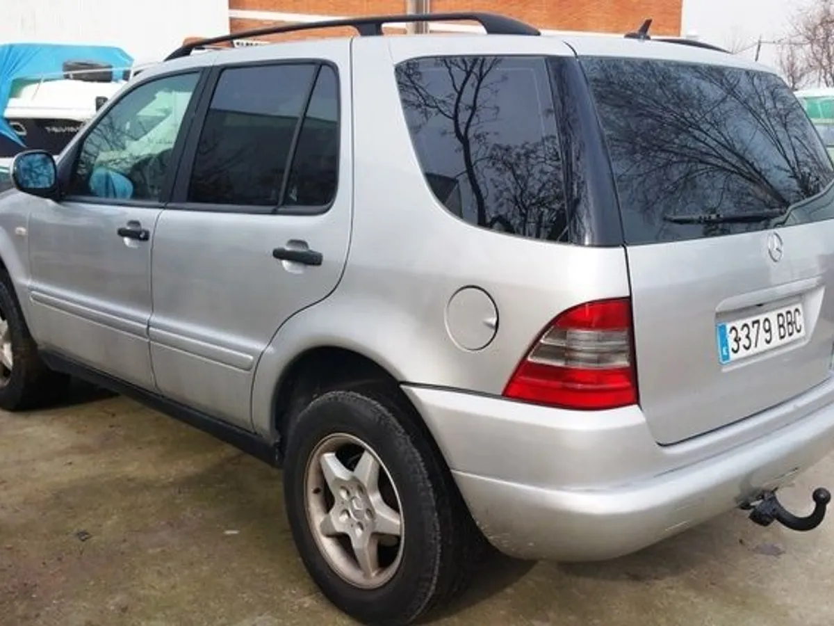 MERCEDES-BENZ - CLASE ML 320 AUT. AVANTGARDE GLP