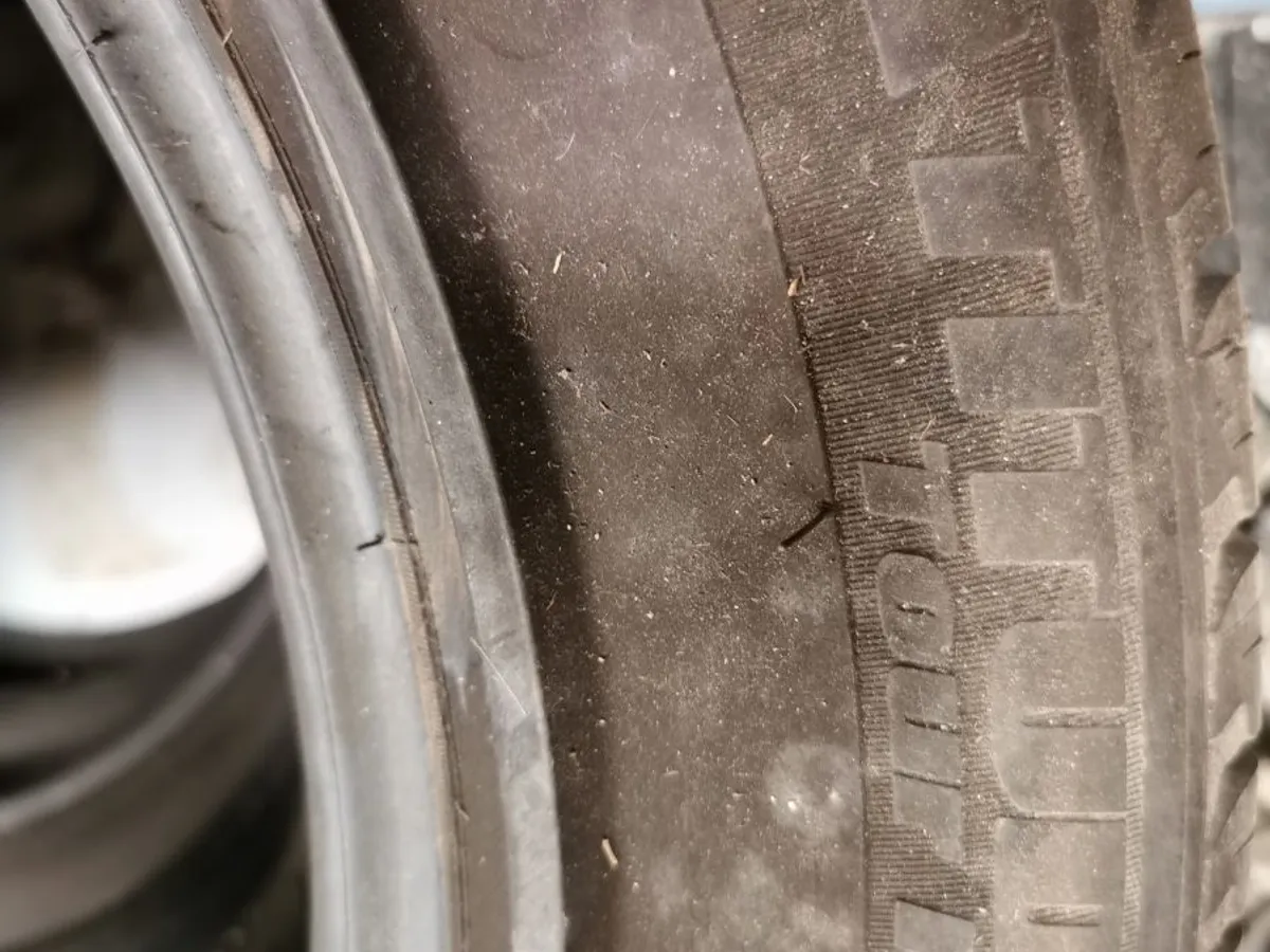 JUEGO MICHELIN LATITUDE TOUR HP 235/60R18. OCASION