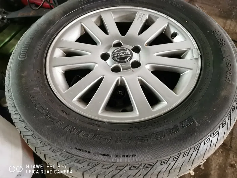 LLANTAS VOLVO XC90 CONTINENTAL 235/65R17.