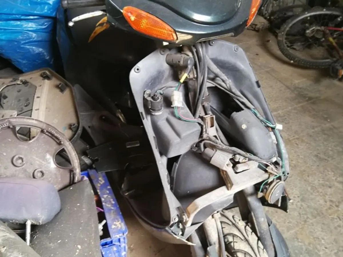 VENDO DOS SCOOTER PARA RECAMBIOS