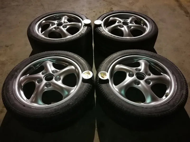 LLANTAS PORSCHE TURBO 17" PIRELLI PILOT SPORT NUEV