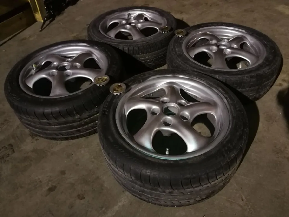 LLANTAS PORSCHE TURBO 17" PIRELLI PILOT SPORT NUEV