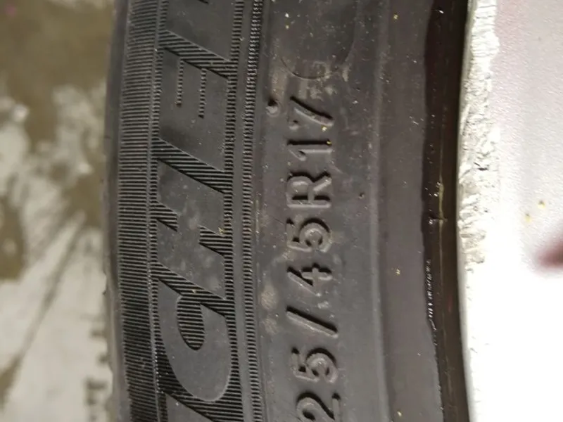 LLANTAS BMW ORIGINALES 17x7" y MICHELIN 225/45R17