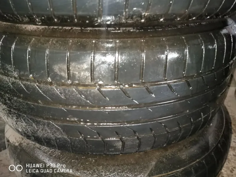 LLANTAS VW TUAREG 18x8" 255/55R18 SEMINUEVAS.