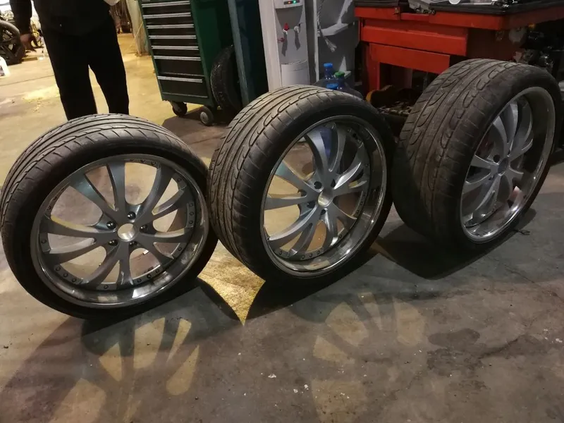 LLANTAS AEROTECHNIK 22x9,5" RANGE ROVER,BMW, TESLA
