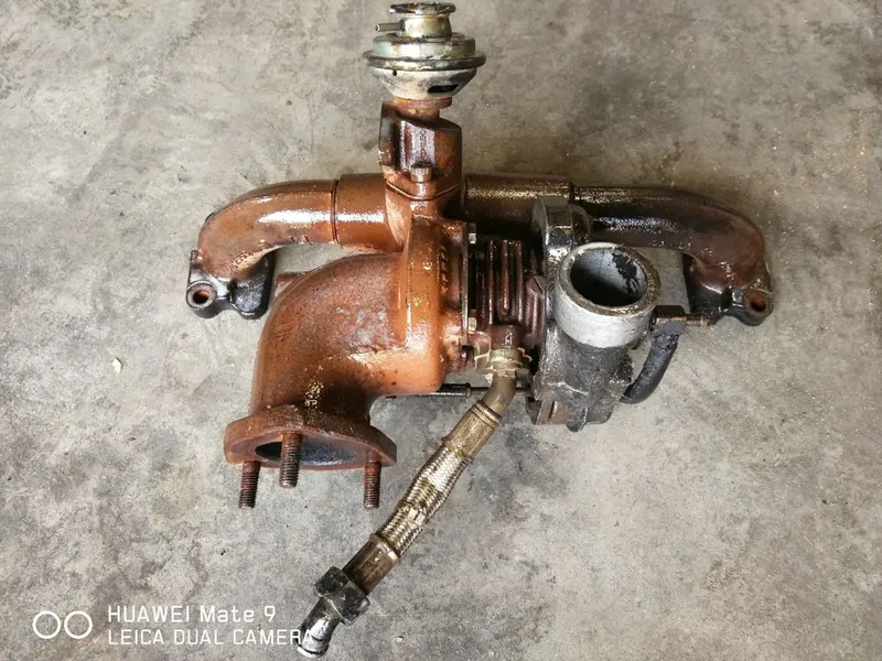 COLECTOR ESCAPE CON TURBO GARRET LAND ROVER 200Tdi