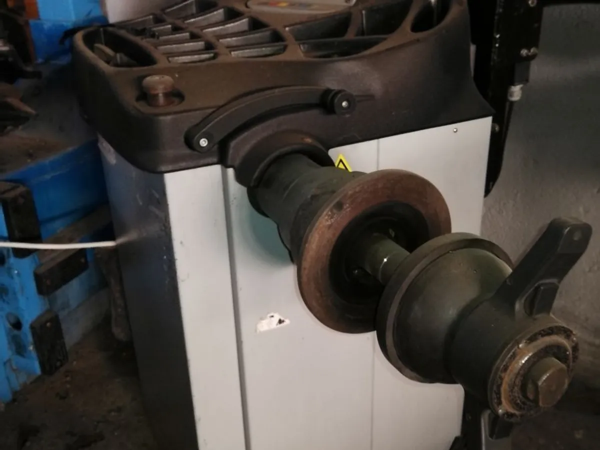 EQUILIBRADORA SPACE s.r.l. ER 230 MONOFASICA