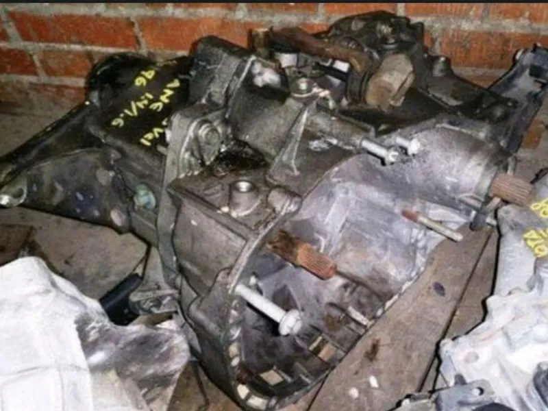 MEGANE CAJA CAMBIOS Manual 5Vel. Año 98.