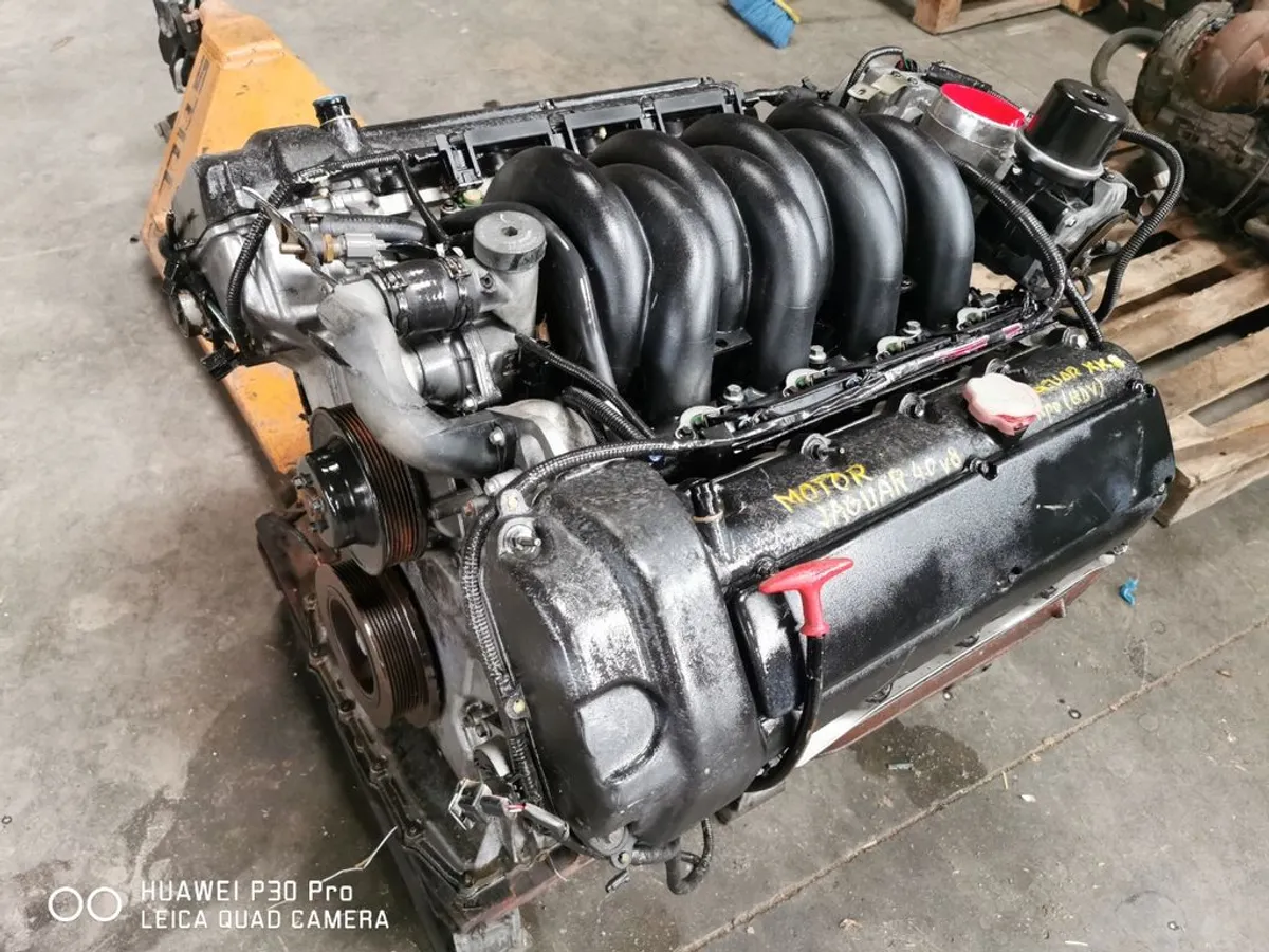 MOTOR JAGUAR 4.0 v8 32Val. Tipo (QDV) 284cv.