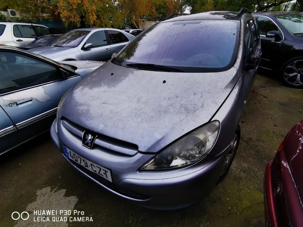 PEUGEOT 307 SW 1.6i 7plazas ETIQUETA B