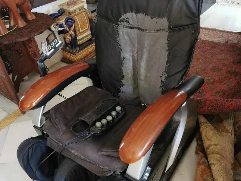 SILLON DE MASAJE SELOUX ROYALE CON PIEDRAS JADE