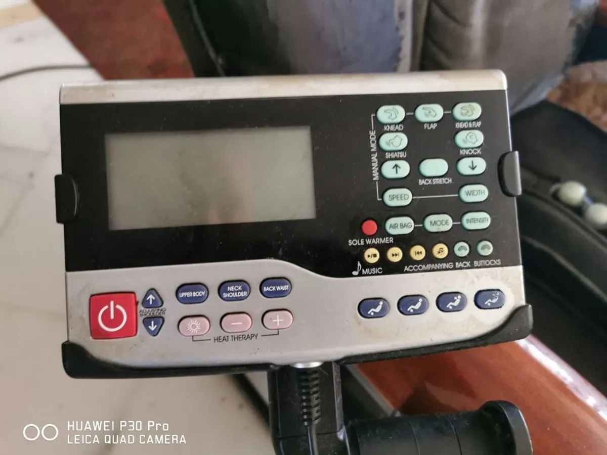 SILLON DE MASAJE SELOUX ROYALE CON PIEDRAS JADE